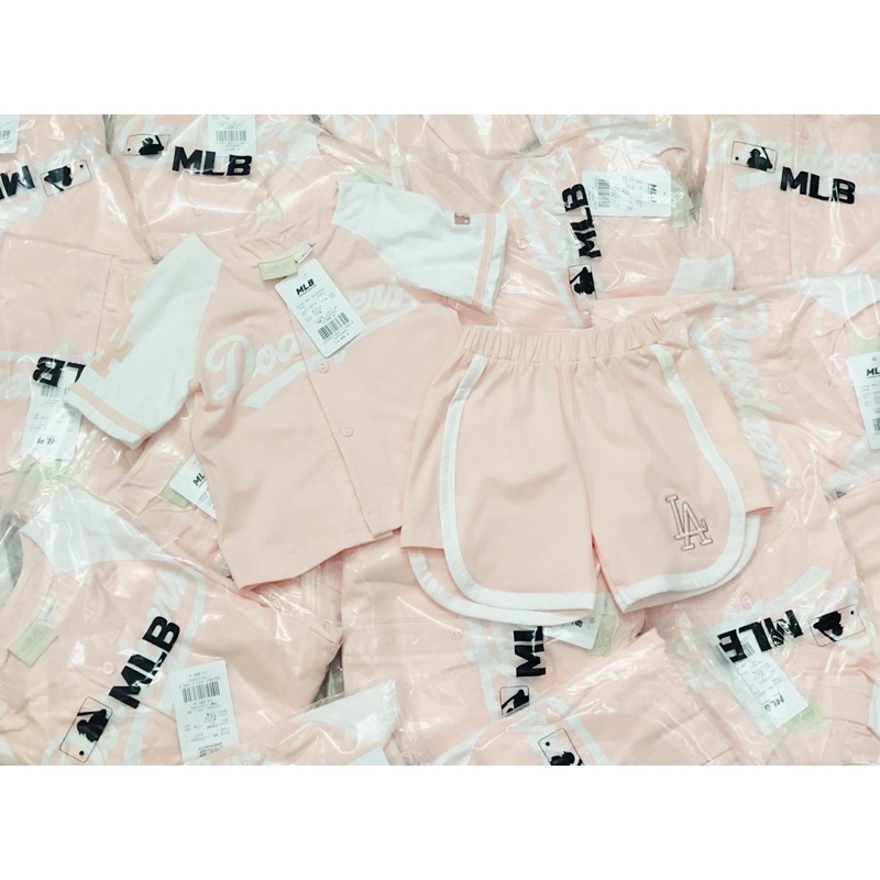 Bộ bóng chày mlb cho bé gái màu hồng trắng size từ 10-35 cân