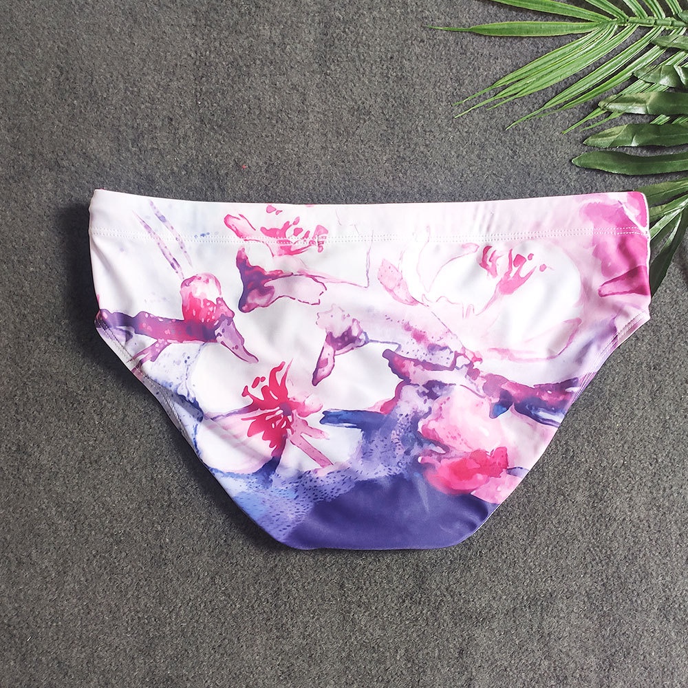 Quần bơi tam giác in họa tiết hoa mận phong cách Trung quốc cho nam
 | BigBuy360 - bigbuy360.vn