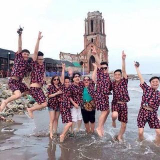 BỘ ĐỒ ĐI BIỂN