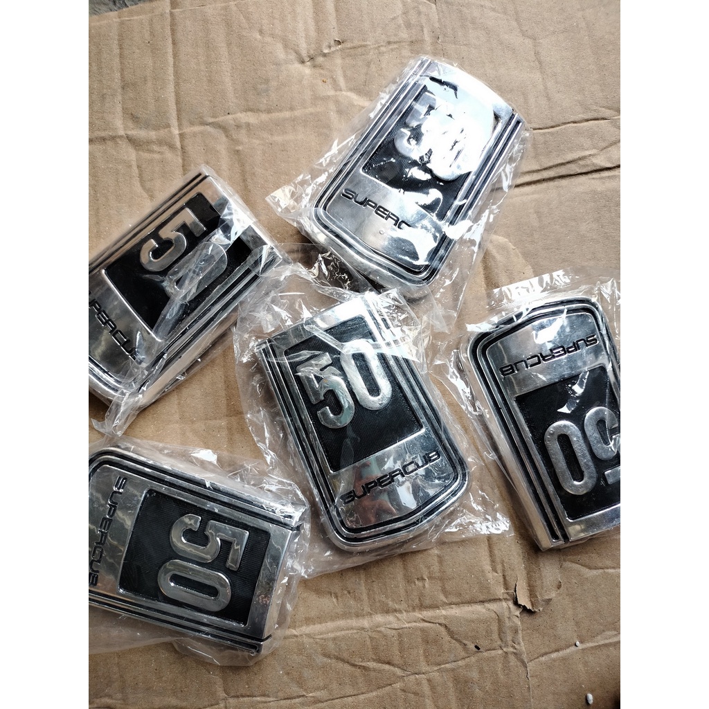 Logo mặt lạ super cub 50