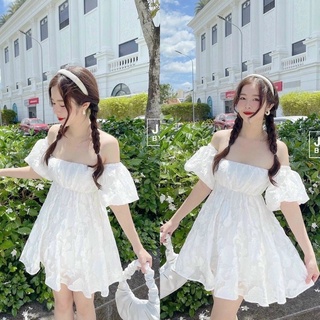 Đầm trắng hoa nổi tay phồng dáng xoè