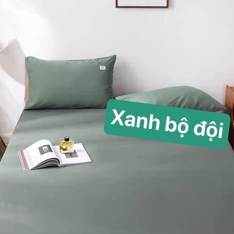 Bộ Ga giường, ga gối TC trơn màu xanh min bộ đội EmmiBedding gồm 1 ga và 2 áo gối nằm