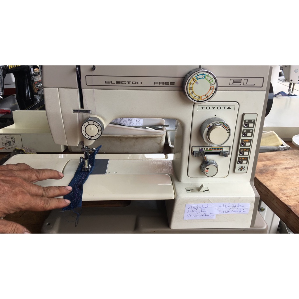 MÁY MAY GIA ĐÌNH ĐA NĂNG BÁN CÔNG NGHIỆP TOYOTA