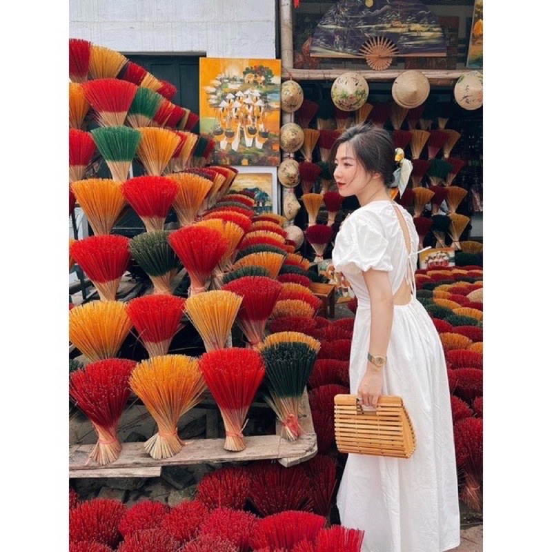 Pass đầm du lịch