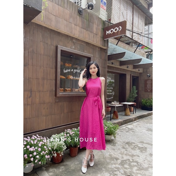 Váy yếm dài kèm dây buộc eo