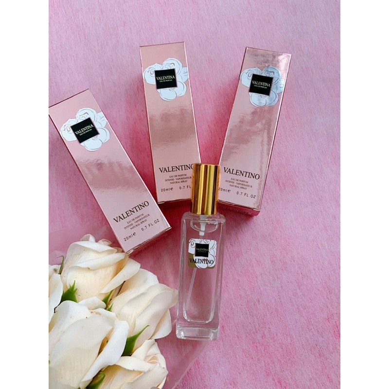 [Mã SKAMLTS7 giảm 0.1 đơn 150000] 𝐕𝐀𝐋𝐄𝐍𝐓𝐈𝐍𝐎 Nước hoa mini 20ml dịu nhẹ đi học | Thế Giới Skin Care