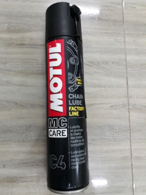 Xịt dưỡng sên Motul Chain Lube Factory Line C4 400ml