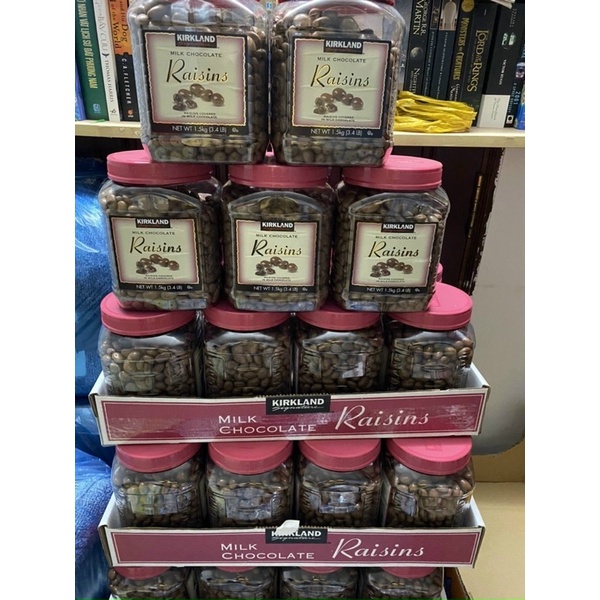 Socola Sữa Bọc Nho Khô Raisins Kirkland Mỹ 1.53kg - Hương vị thơm ngon, cân bằng dinh dưỡng Date 5/23