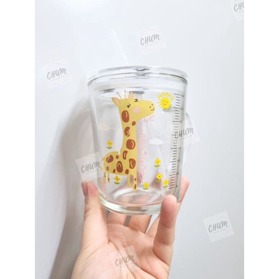 Cốc pha sữa thuỷ tinh chia vạch có nắp và ống hút silicon mềm mại