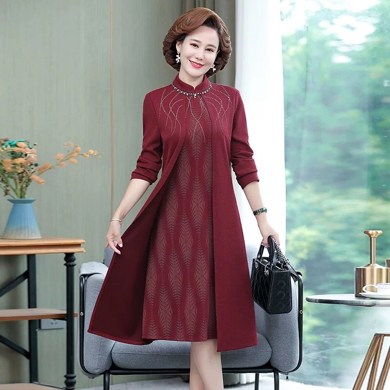 Đầm len trung niên nữ cao cấp, đính hạt sang trọng, kiểu dáng thanh lịch, trang nhã NV0947