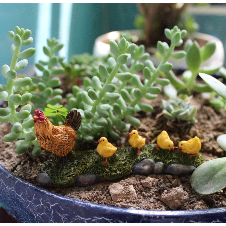 Mô hình tiểu cảnh dựng sẵn "Đàn gà con đi kiếm ăn" trang trí terrarium, DIY