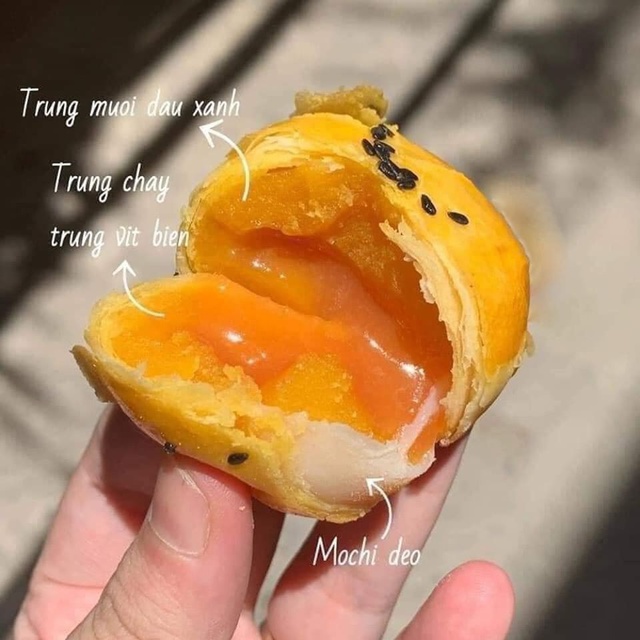 10 bánh trứng muối chảy  mix vị siêu ngon
