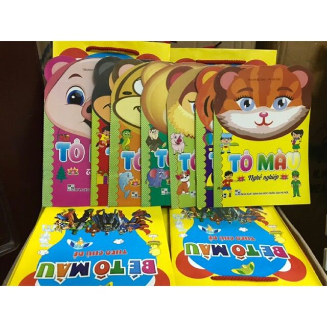 Sách - Bé Tô Màu 8 Chủ Đề Tô Màu Gấu - Bộ 8 Quyển Kèm Hộp Màu Sáp