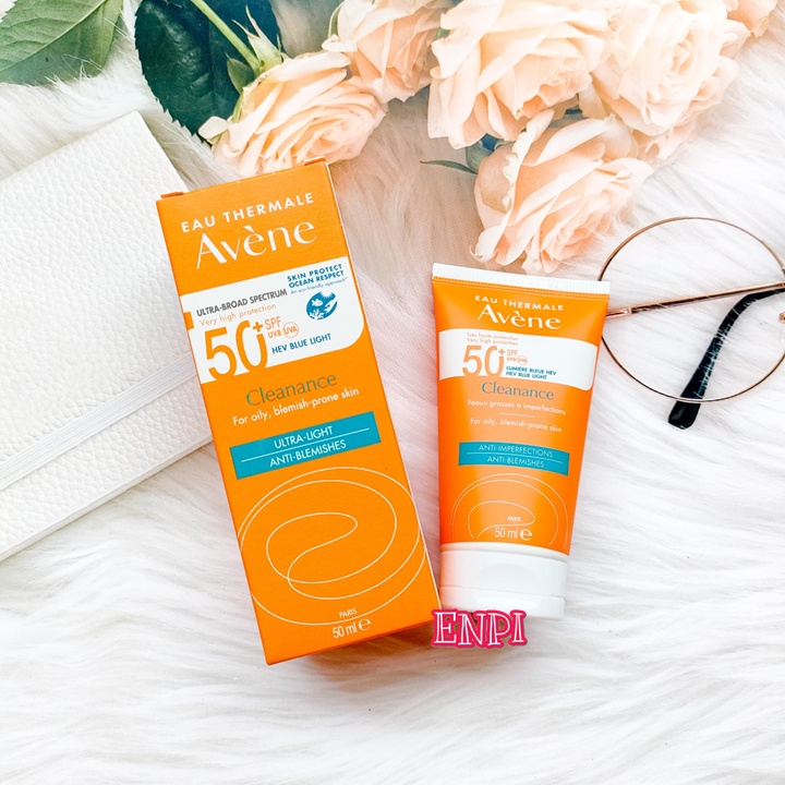 Kem chống nắng da dầu mụn Avene Cleanance Sunscreen SPF50+