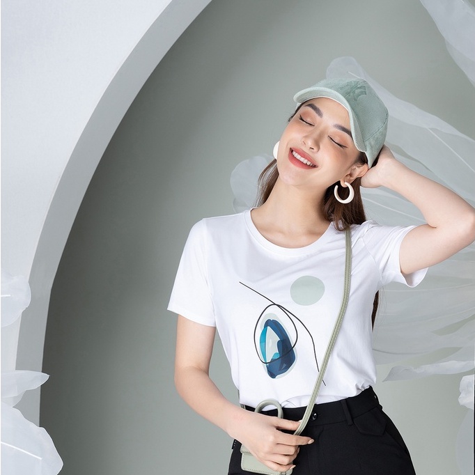 Áo phông nữ in hình hai màu chất liệu Cotton Compact LOZA PT302026