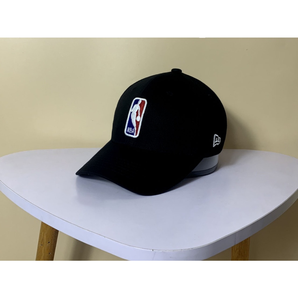Nón kết Mũ lưỡi trai NBA đen logo thêu dành cho nam nữ Free size