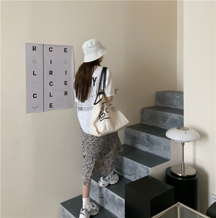 [Mã FAGREEN55 giảm 10% tối đa 30K đơn 99K] Chân Váy Chữ A Lưng Cao Xẻ Tà Phong Cách Hàn Quốc | BigBuy360 - bigbuy360.vn