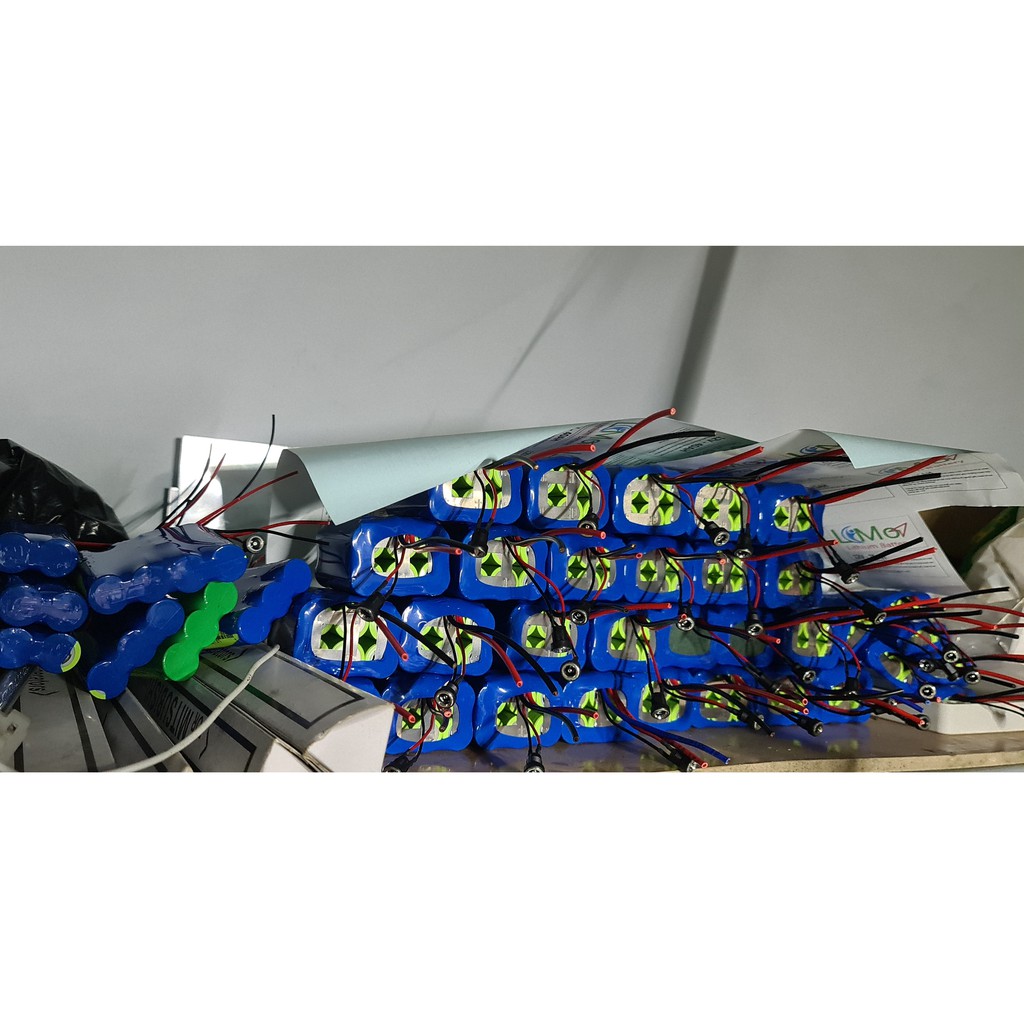 Khối pin 4S2P 16.8V 4AH (Tặng kèm sạc nhanh 4S 2A). Pin mới, dòng xả cao 40A dùng thay pin máy khoan, thiết bị cầm tay..