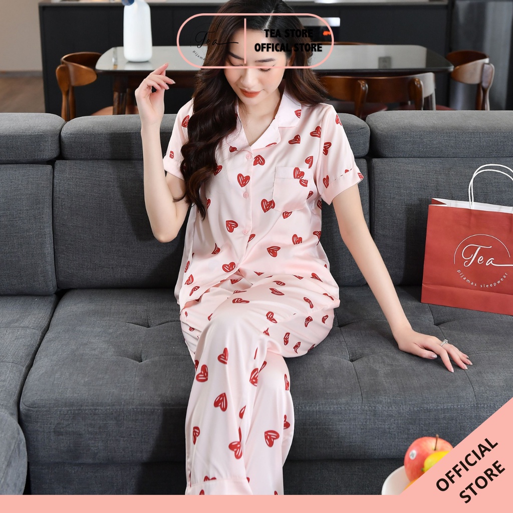 Bộ mặc nhà Pyjama chất lụa Tea Store áo cộc quần dài họa tiết YL viền hồng