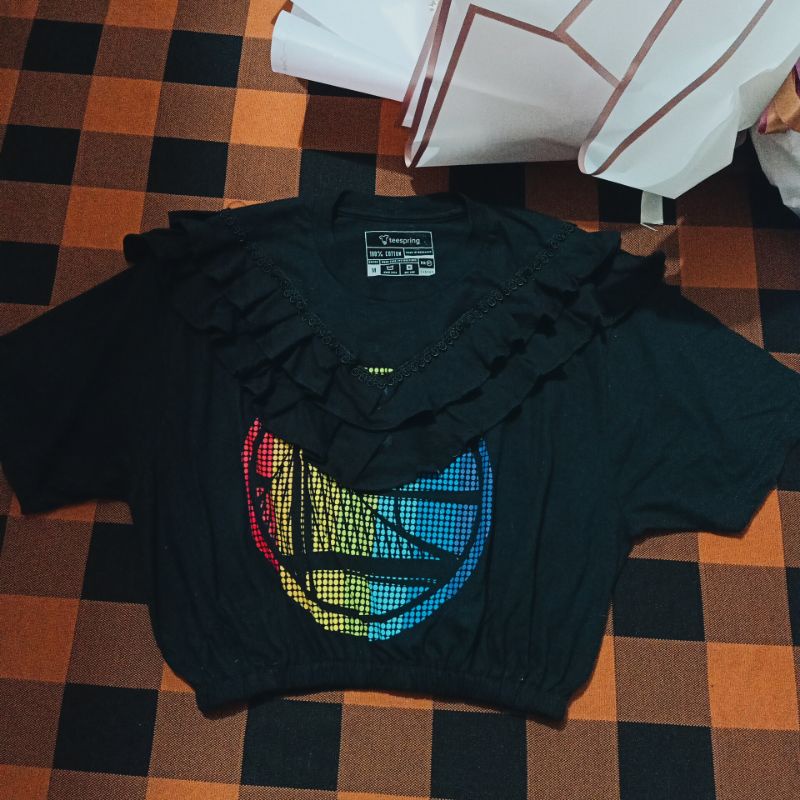 Áo thun mĩ màu đen dáng croptop nhúng bèo hàng secondhand siêu xinh size S M L đều mặc được ạ