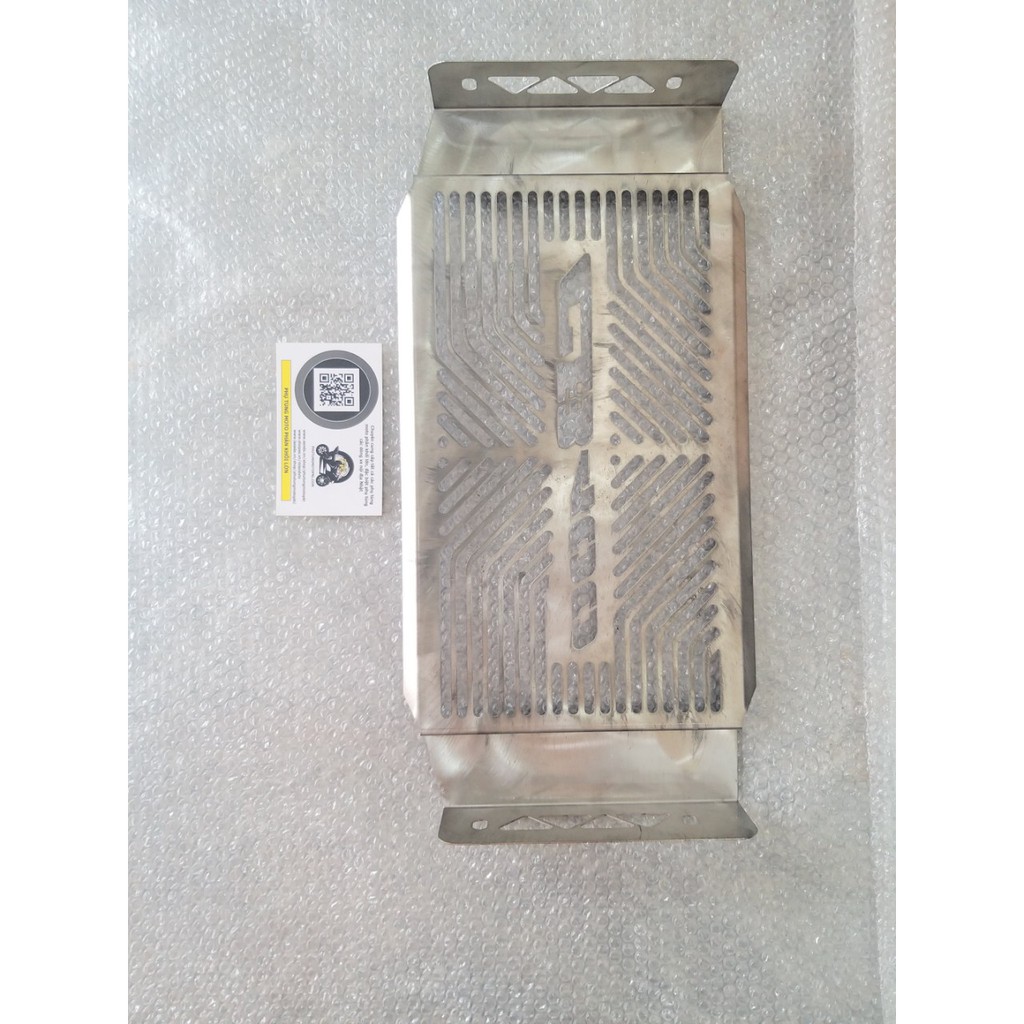 Che két nước Honda CB400 VTEC REVO màu đen hoặc Inox