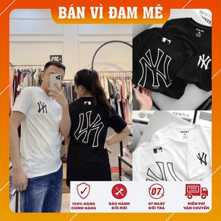 Áo phông ngắn tay NY đen với thiết kế logo gồm 2 màu trắng và vàng cùng chất liệu từ 100% cotton