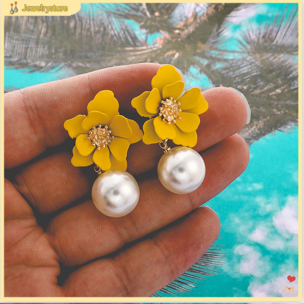 Đôi Bông Tai Mặt Hoa Đính Ngọc Trai Nhân Tạo Thời Trang