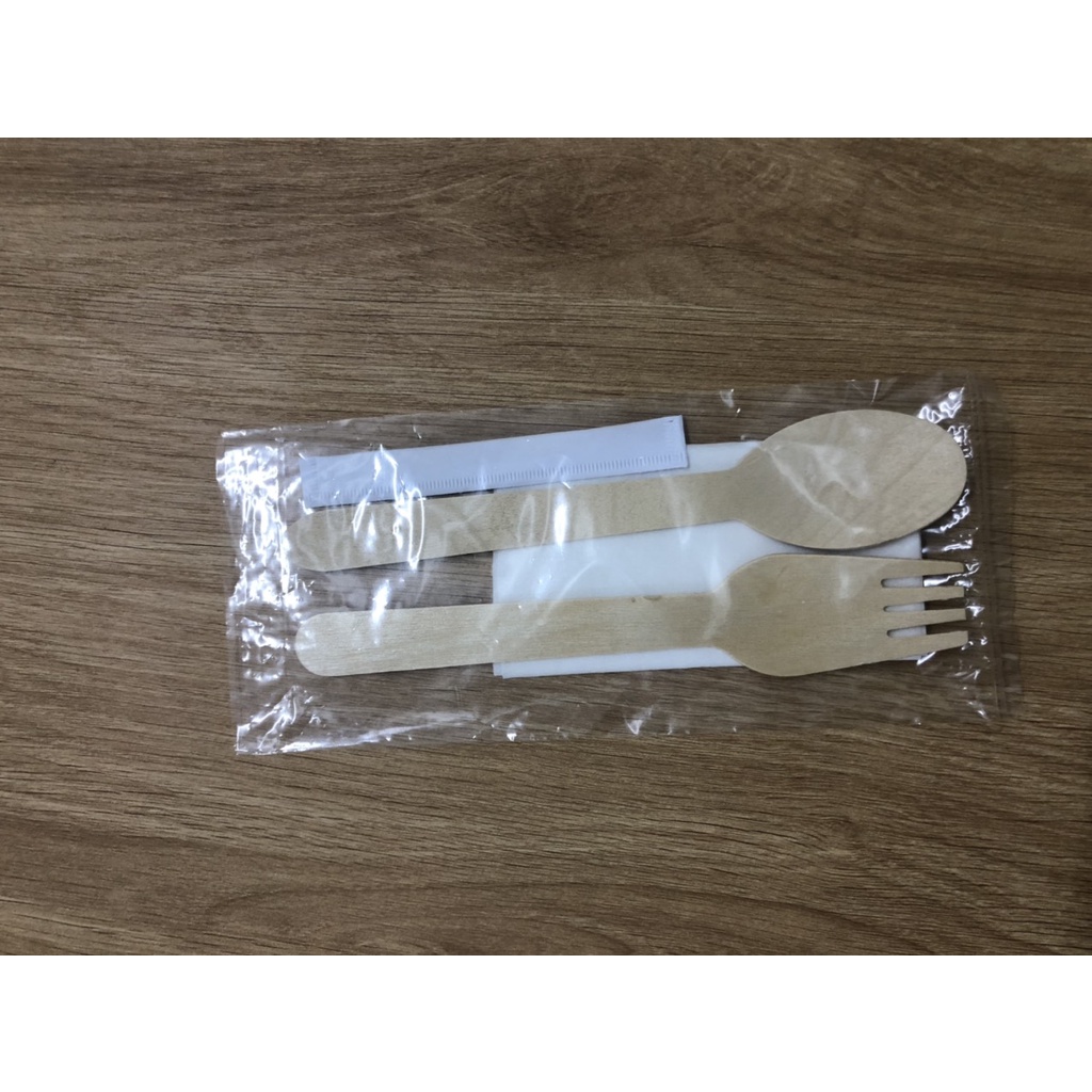(Combo 50 set) Dao, Muỗng, Nĩa Gỗ Kèm Tăm Và GIấy Dài Dùng 1 Lần Chất Lượng Cao An Toàn Cho Môi Trường