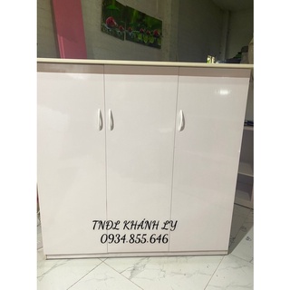 Tủ giày nhựa xung quanh vân gỗ cánh trắng 123x123