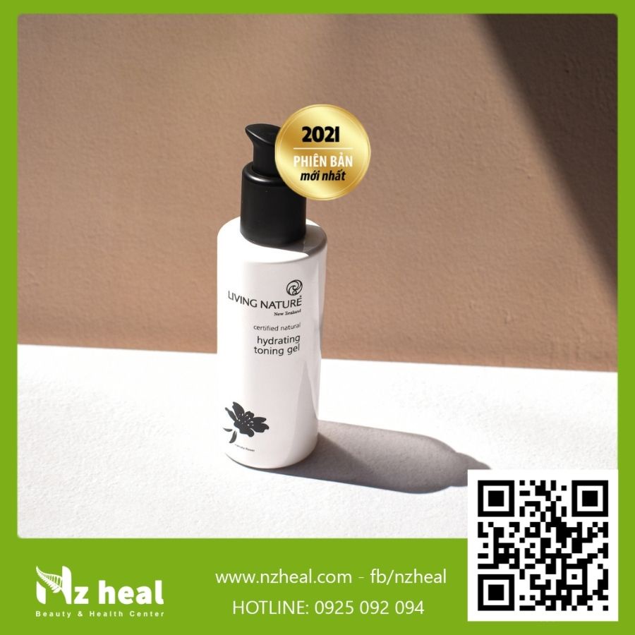 [Hỏa tốc] Toner cấp ẩm da dầu mụn Living Nature Hydrating Toning Gel 120ml