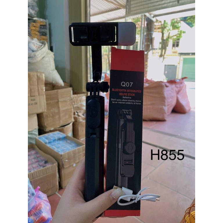 Gậy Chụp Ảnh Tự Sướng 3 Chân Đa Năng Q07, Q07s Kèm Đèn Selfie + Remote Bluetooth Siêu Tiện Lợi