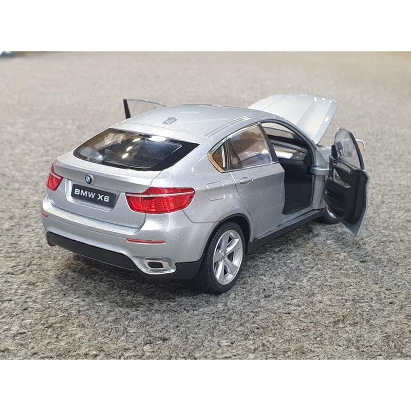 Xe Mô Hình Bmw X6 1:24 Welly (Bạc)