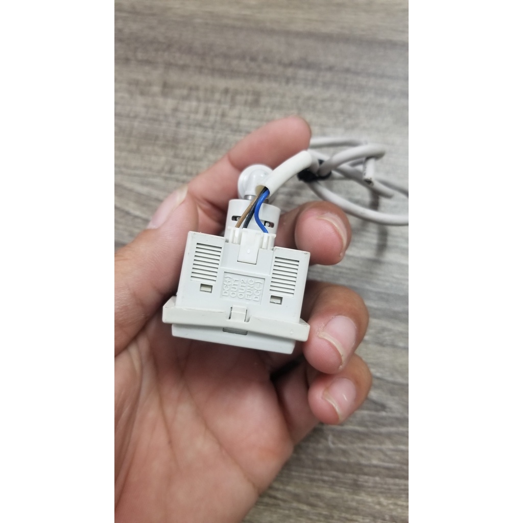 Cảm biến áp âm suất SMC  ZSE30AF-C6L-D   ngõ ra NPN