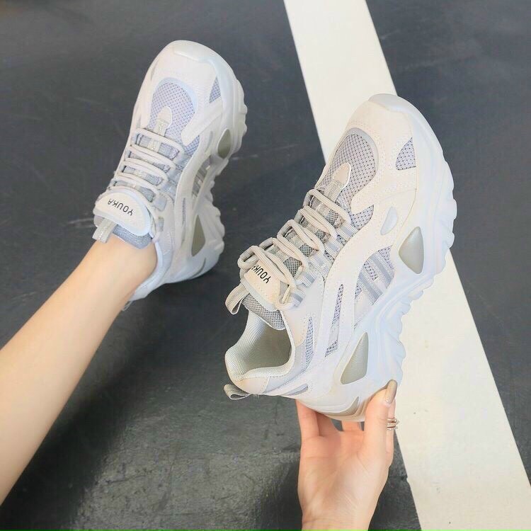 Giày thể thao nỉ đen kem phát sáng - 4P
