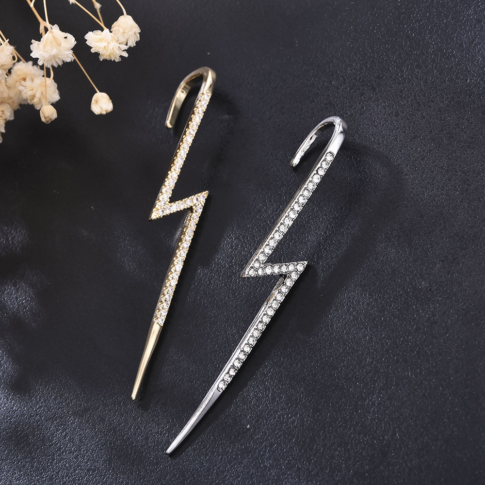 Bông Tai Hình Sấm Sét Đính Đá Zircon Phong Cách Hàn Quốc