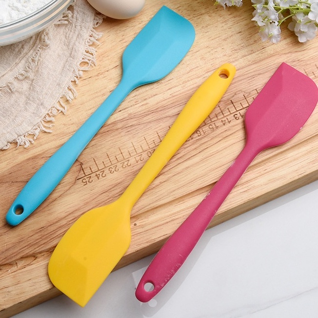 Phới trộn bột, spatula silicon chịu nhiệt, đúc liền dùng để trộn/ vét bột/kem, dài 21cm