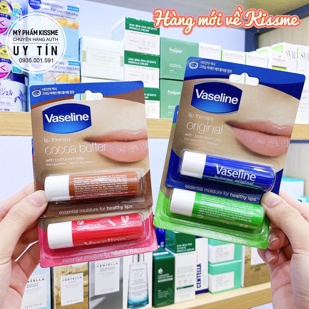 Son Dưỡng Môi Dạng Thỏi Vaseline Lip Therapy 4.8g