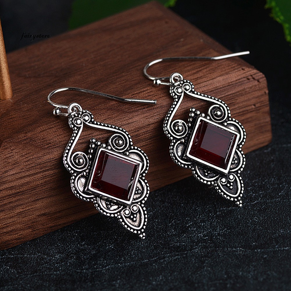 Bông Tai Đính Đá Ruby Nhân Tạo Phong Cách Cổ Điển