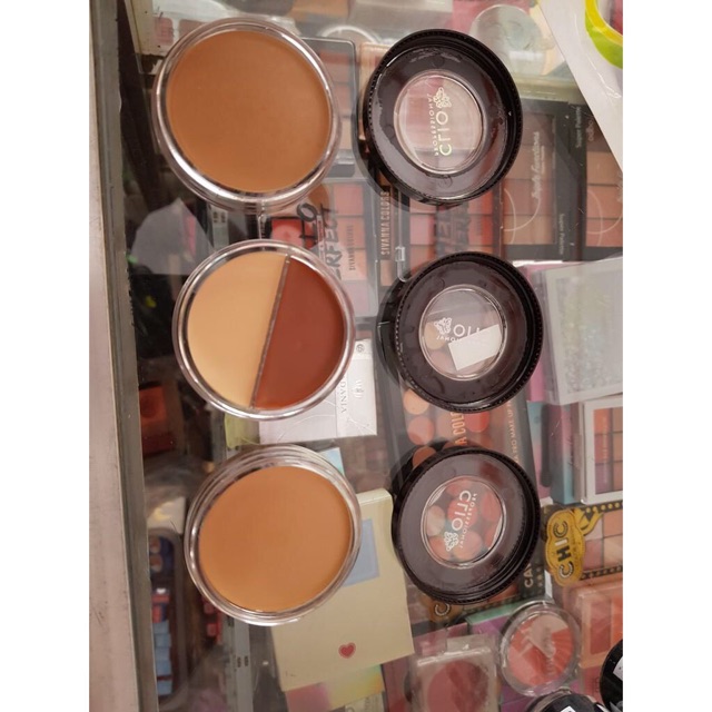 Kem nền che khuyết điểm CLIO - Kamaflage Foundation 17g | BigBuy360 - bigbuy360.vn