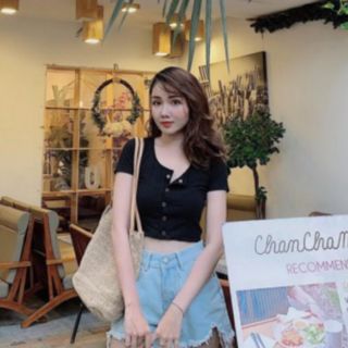 Áo croptop thun gân 💖💖 nút bấm