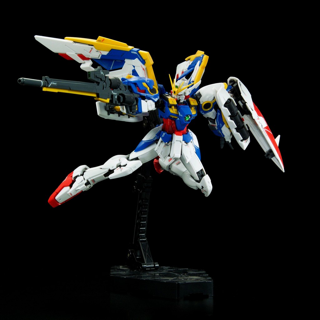 Mô hình lắp ráp Gundam Bandai RG 20 Wing Gundam EW