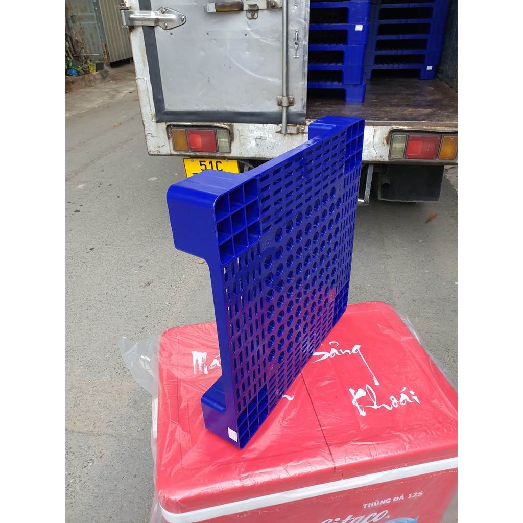 Pallet Vuông Hiệp Thành Kích thước 600 × 600 × 1000 mm ( tải trọng 200 kg )