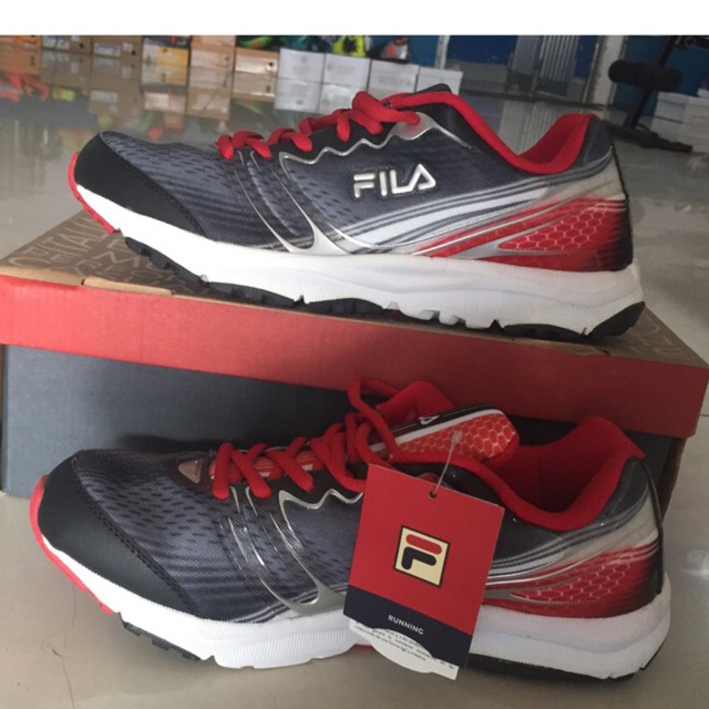 Giày chạy bộ NAM FILA hàng nhập khẩu chính hãng sale off Không Bảo Hành SIZE 42