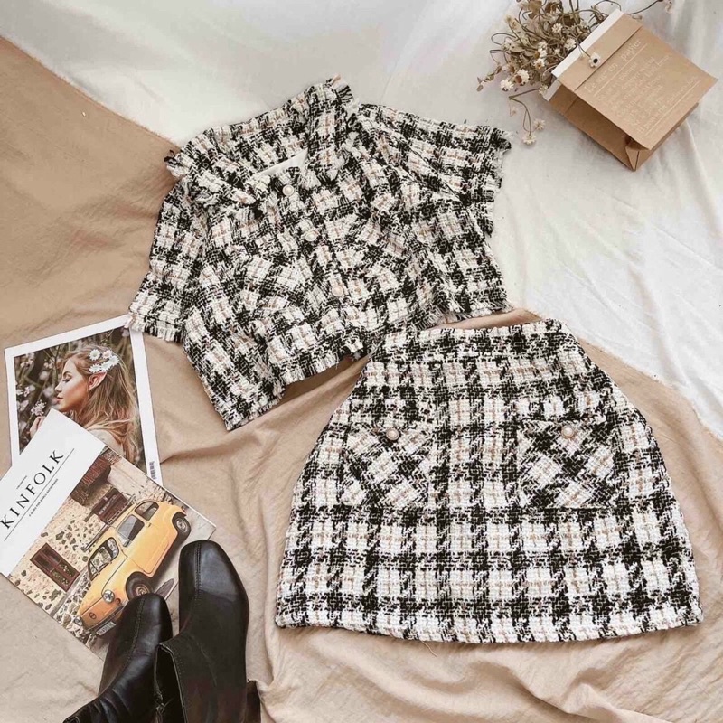 Set tweet áo croptop, chân váy tweet