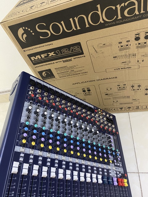 BÀN MIXER SOUNCRAT MFX12/2