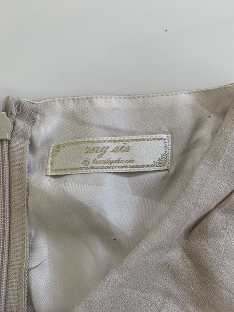 Thanh lý đầm công sở tay lỡ