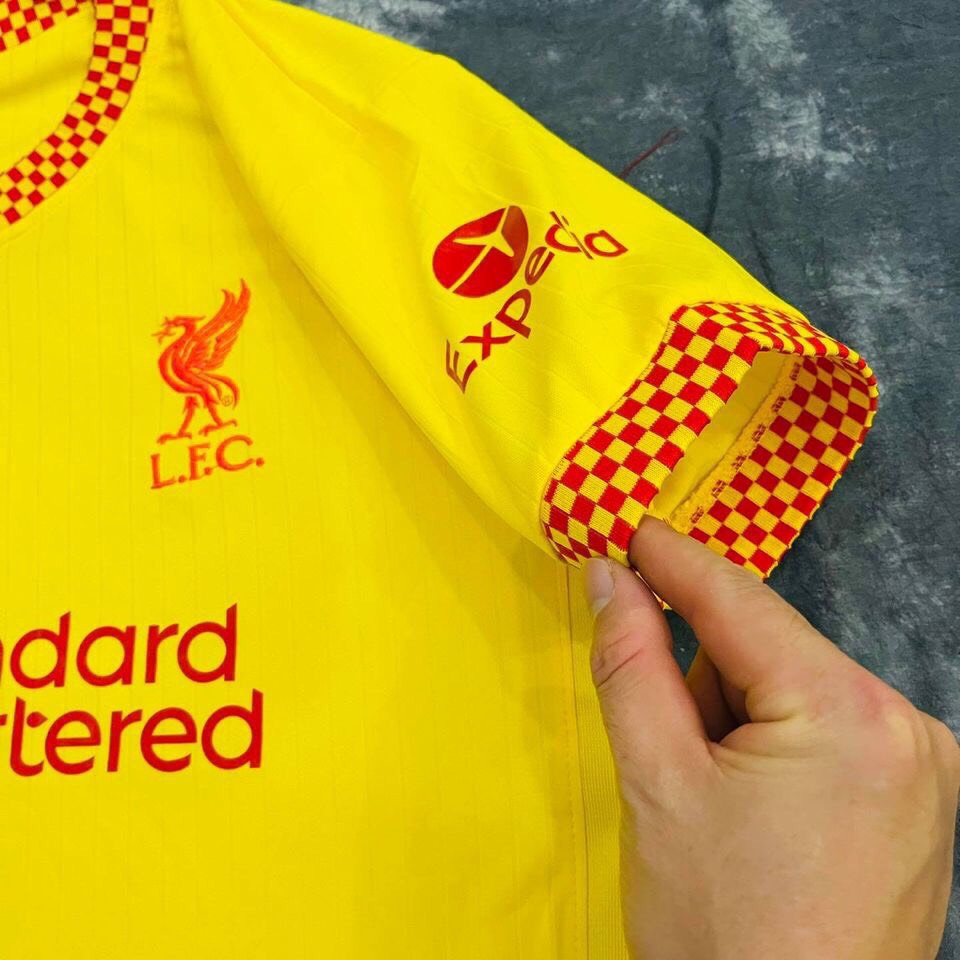 Áo Bóng Đá CLB Liverpool - Nhiều Màu - Chuẩn Mẫu Thi Đấu - Vải Polyester Thái Gai Lưới