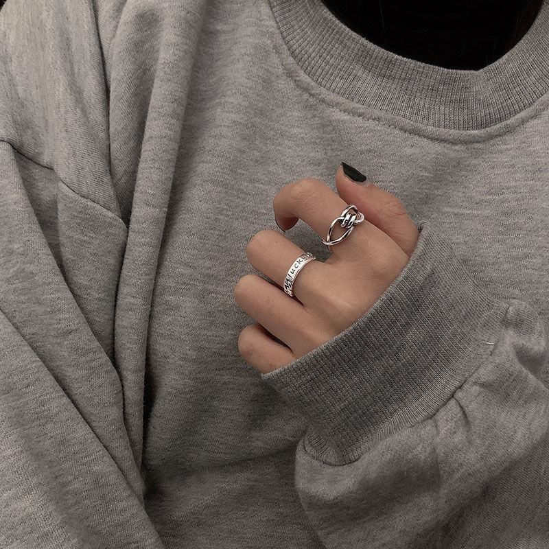 Set 2 nhẫn đeo tay kim loại phong cách Retro thời trang cho nữ