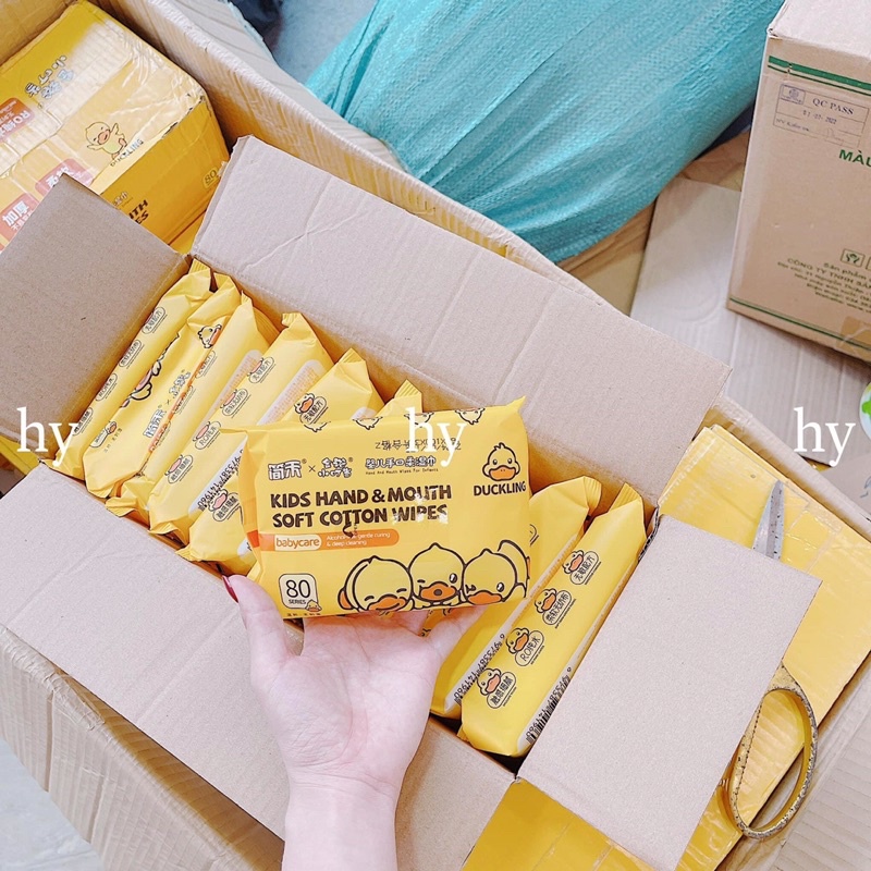 Thùng giấy ướt vịt vàng 10 bịch
