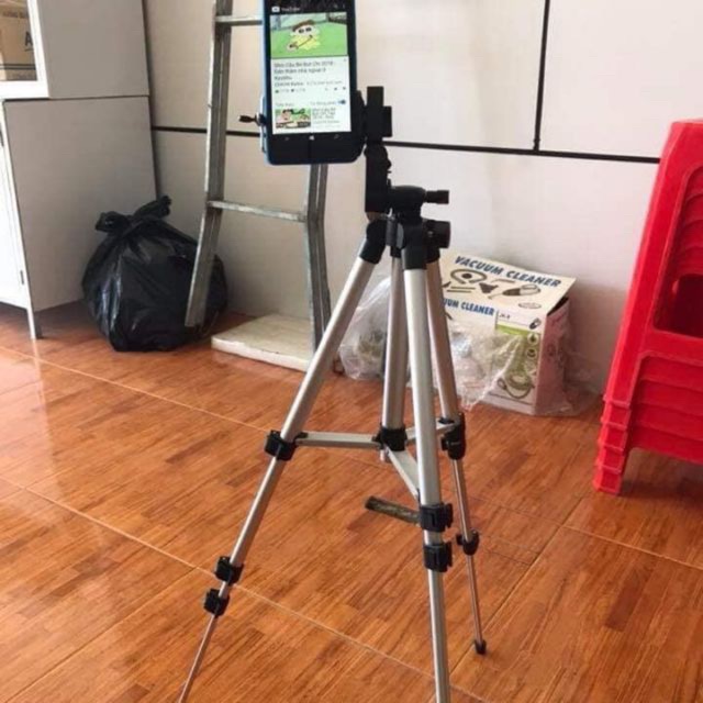 Gậy tripod chụp hình